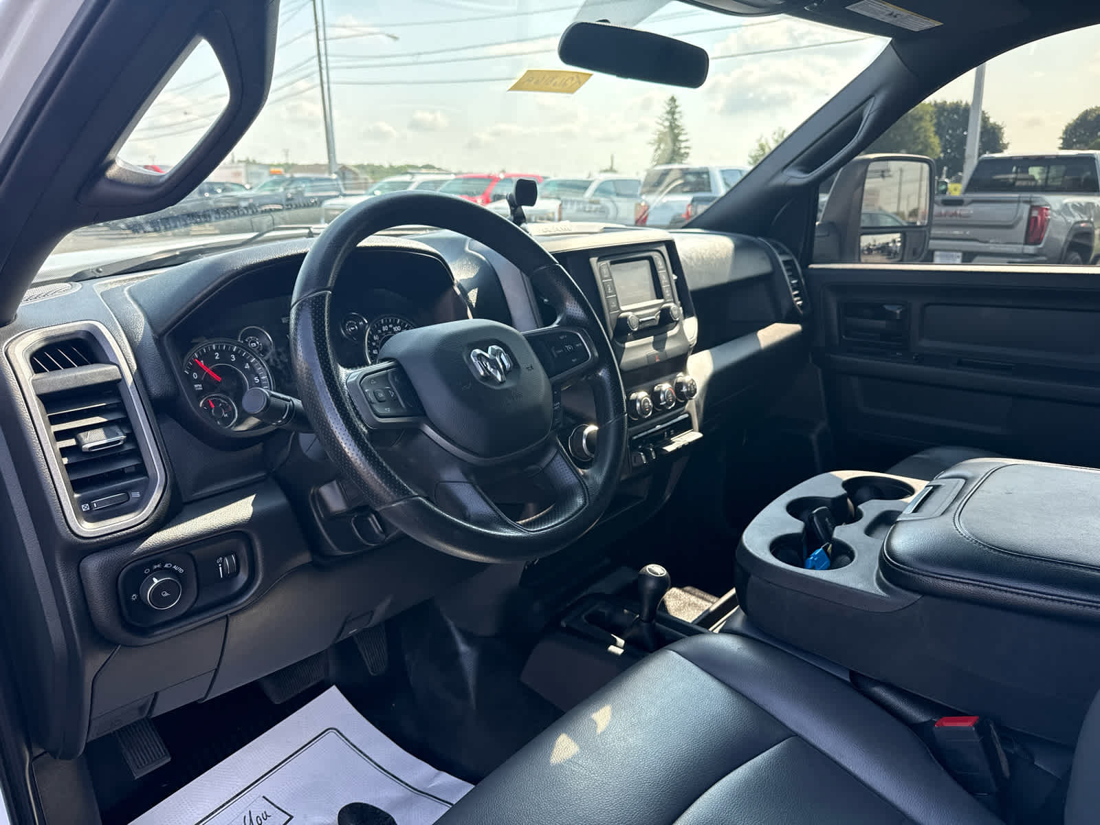 2023 RAM 2500 Tradesman Crew Cab 4x4 6'4" Box