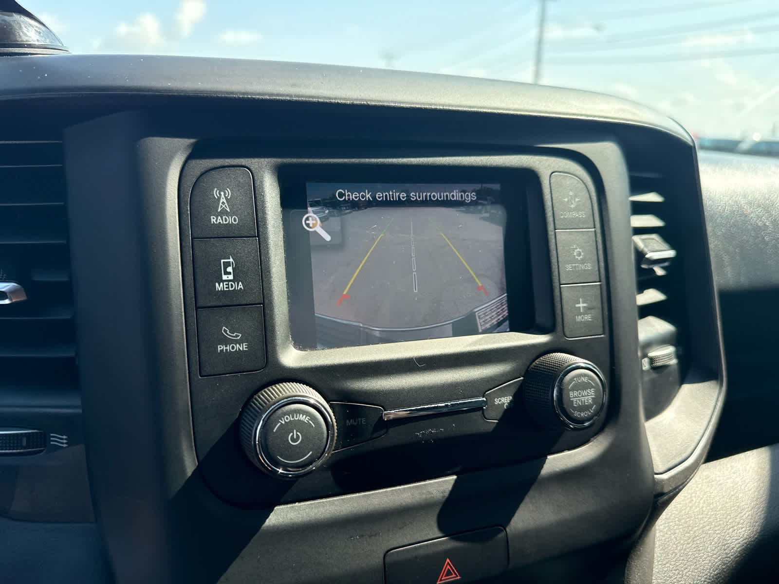 2023 RAM 2500 Tradesman Crew Cab 4x4 6'4" Box