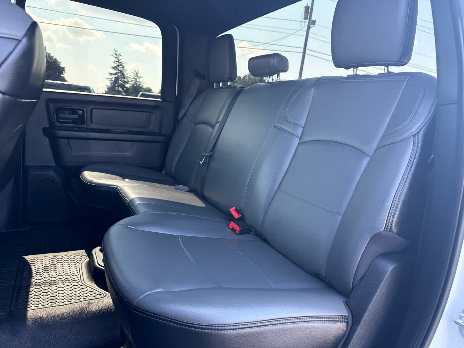 2023 RAM 2500 Tradesman Crew Cab 4x4 6'4" Box