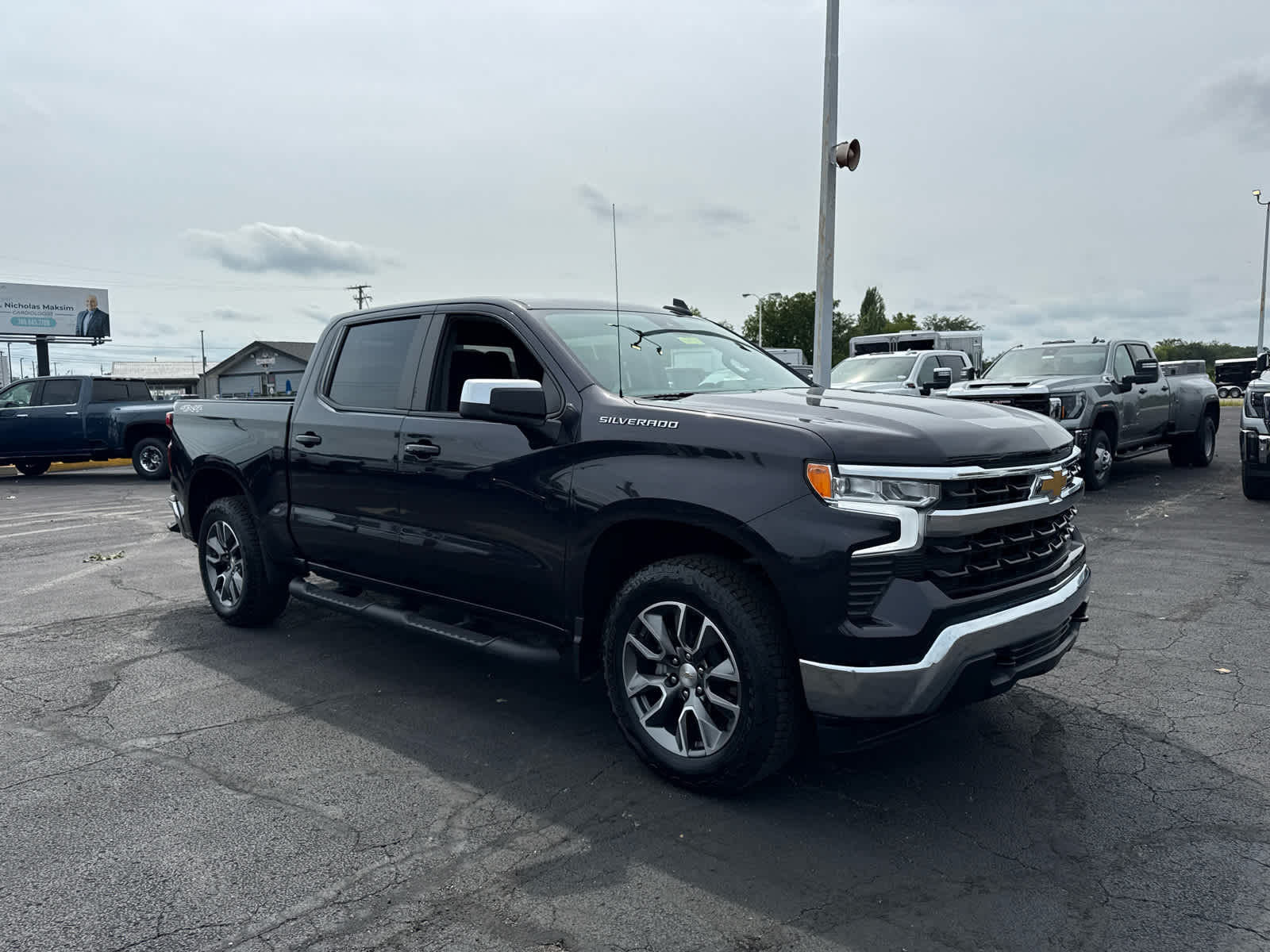 2024 Chevrolet Silverado 1500 LT (2FL)