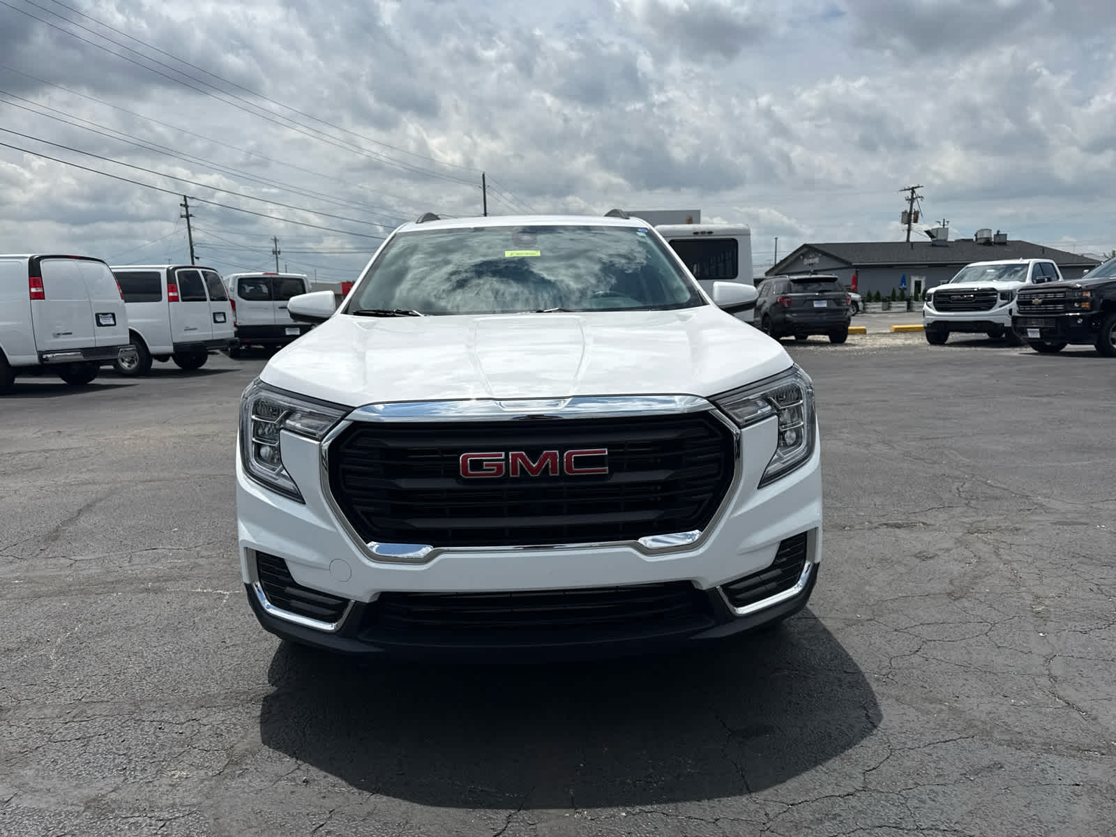 2024 GMC Terrain SLE