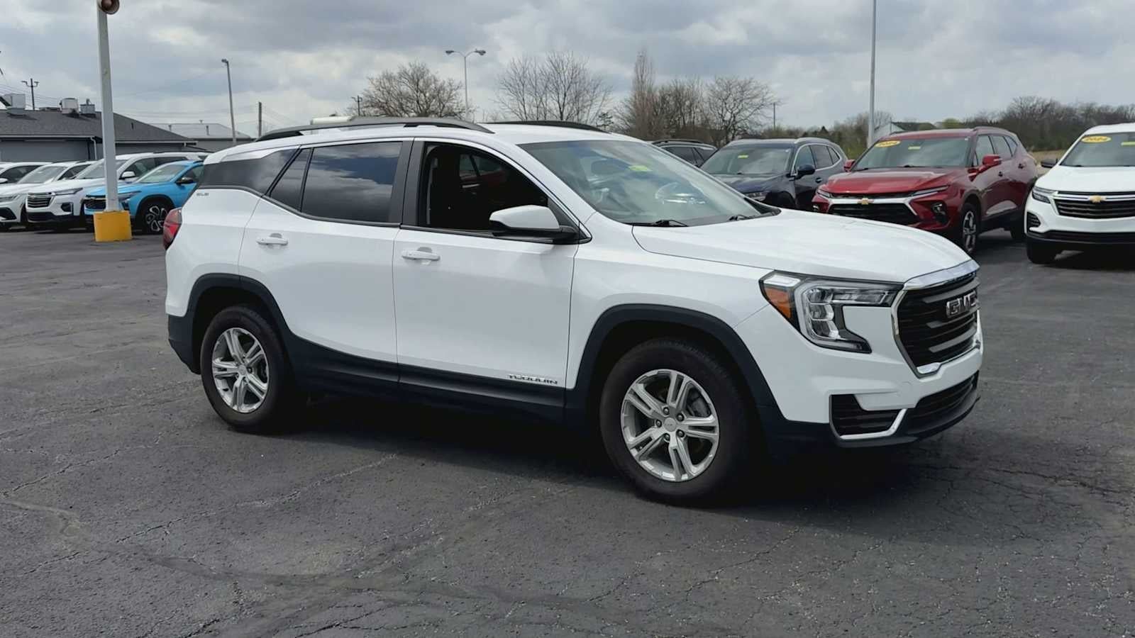 2024 GMC Terrain SLE
