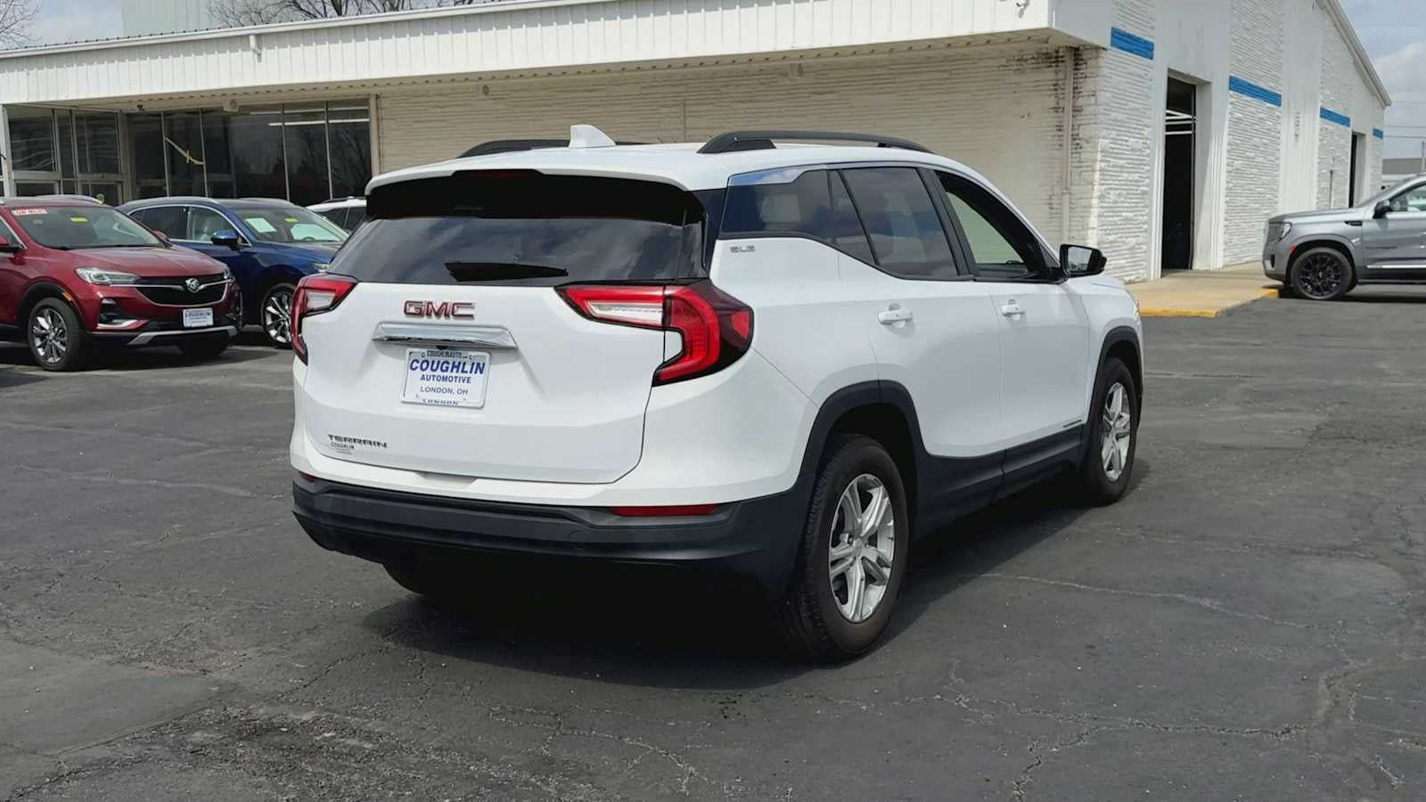 2024 GMC Terrain SLE