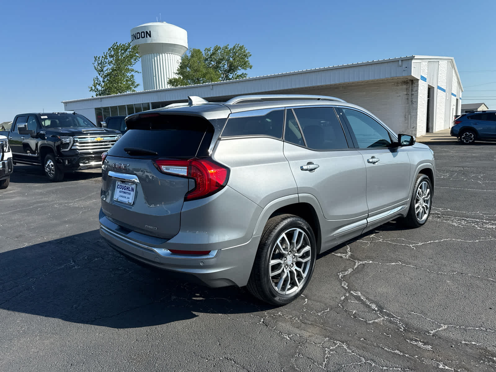 2023 GMC Terrain Denali