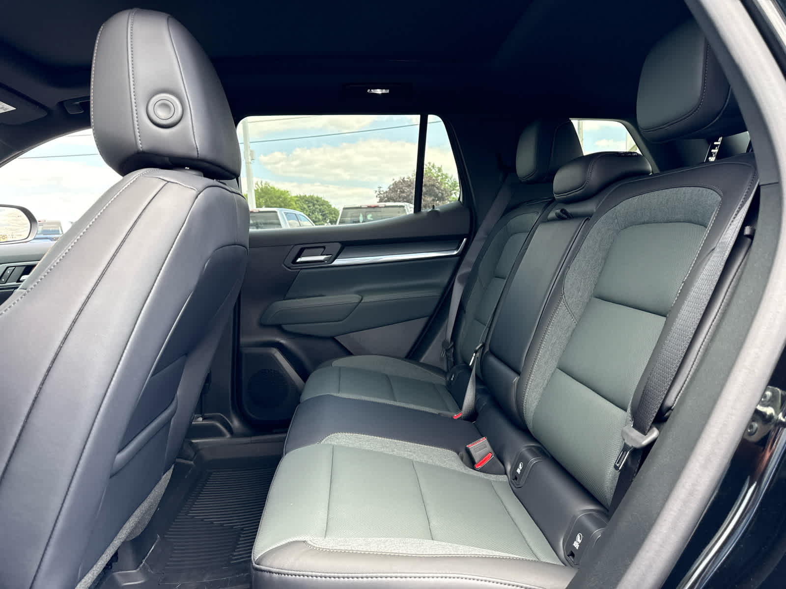 2027 GMC Terrain AT4