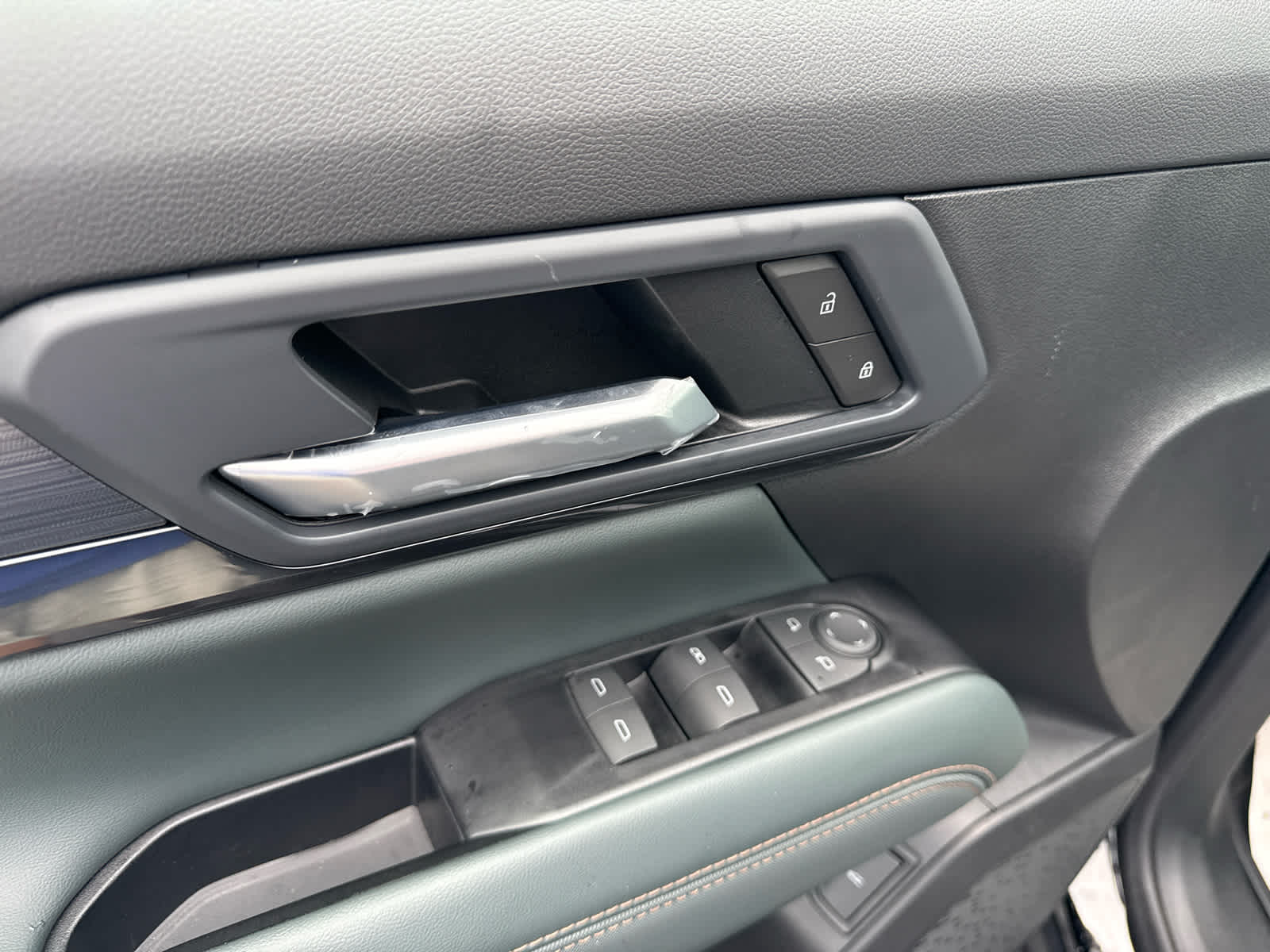 2027 GMC Terrain AT4