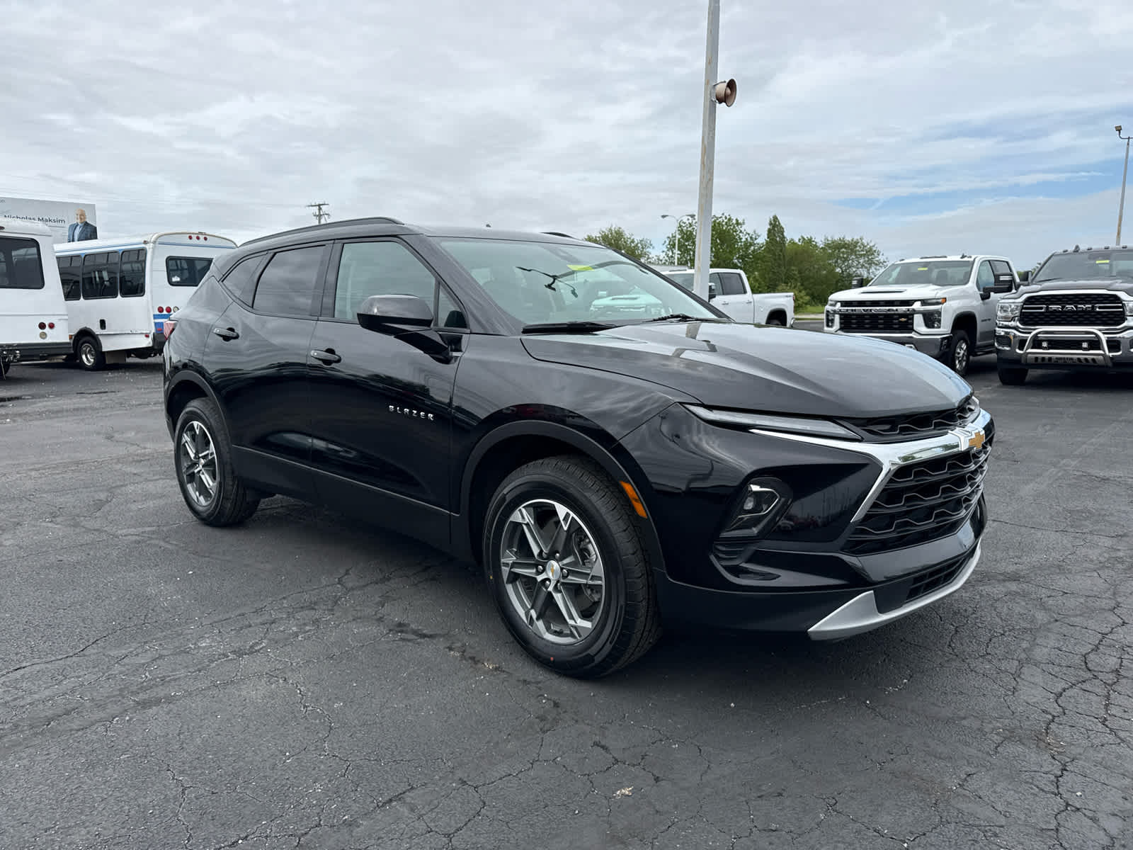 2025 Chevrolet Blazer 2LT