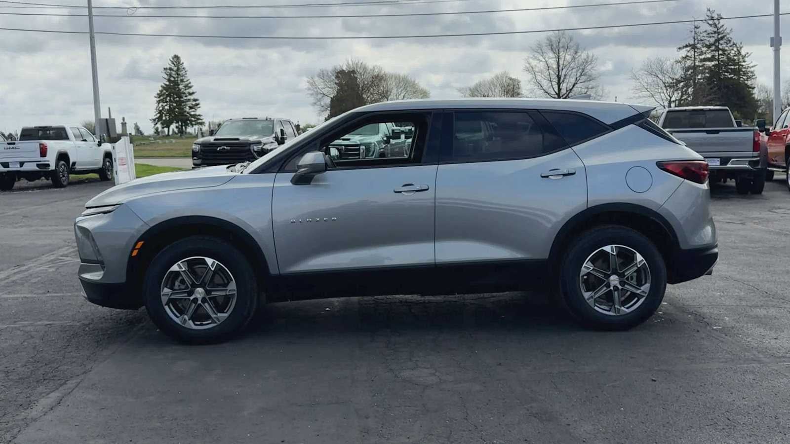 2023 Chevrolet Blazer 2LT