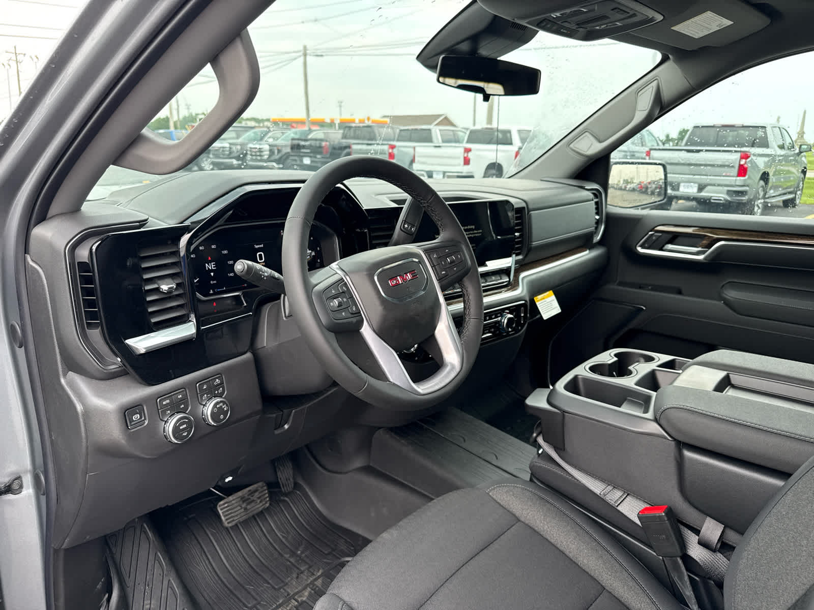 2026 GMC Sierra 1500 SLE
