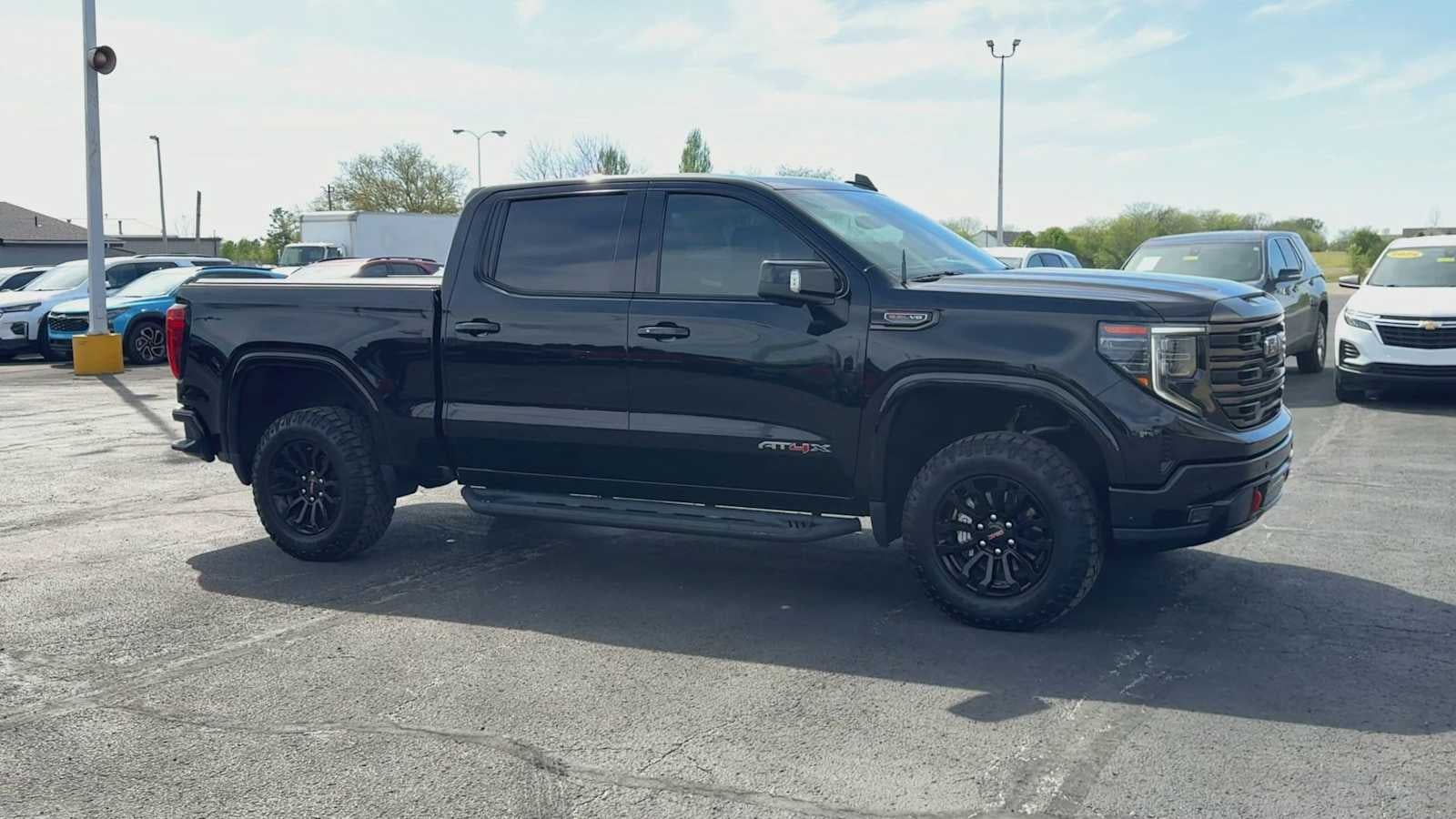 2023 GMC Sierra 1500 AT4X