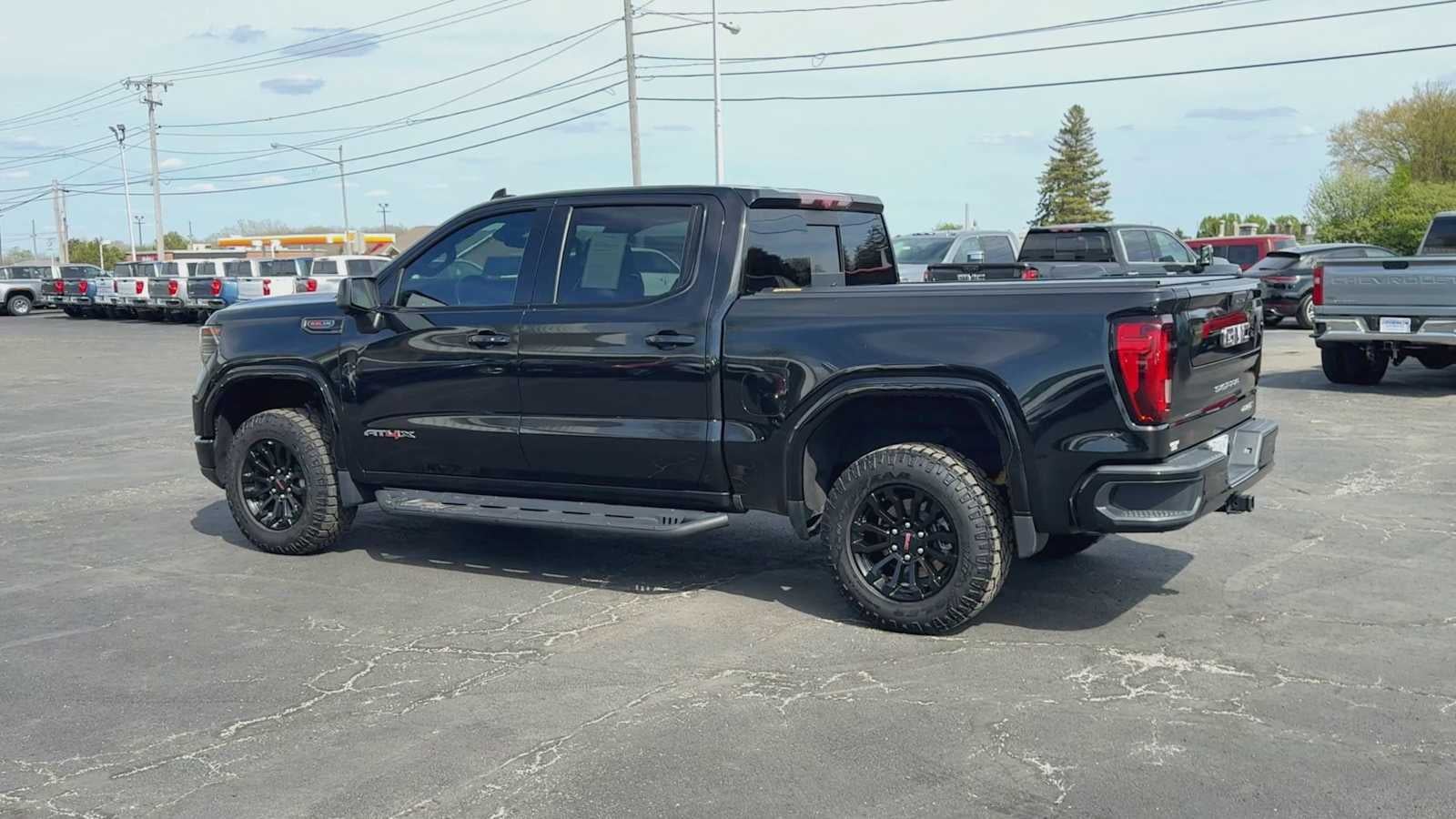 2023 GMC Sierra 1500 AT4X
