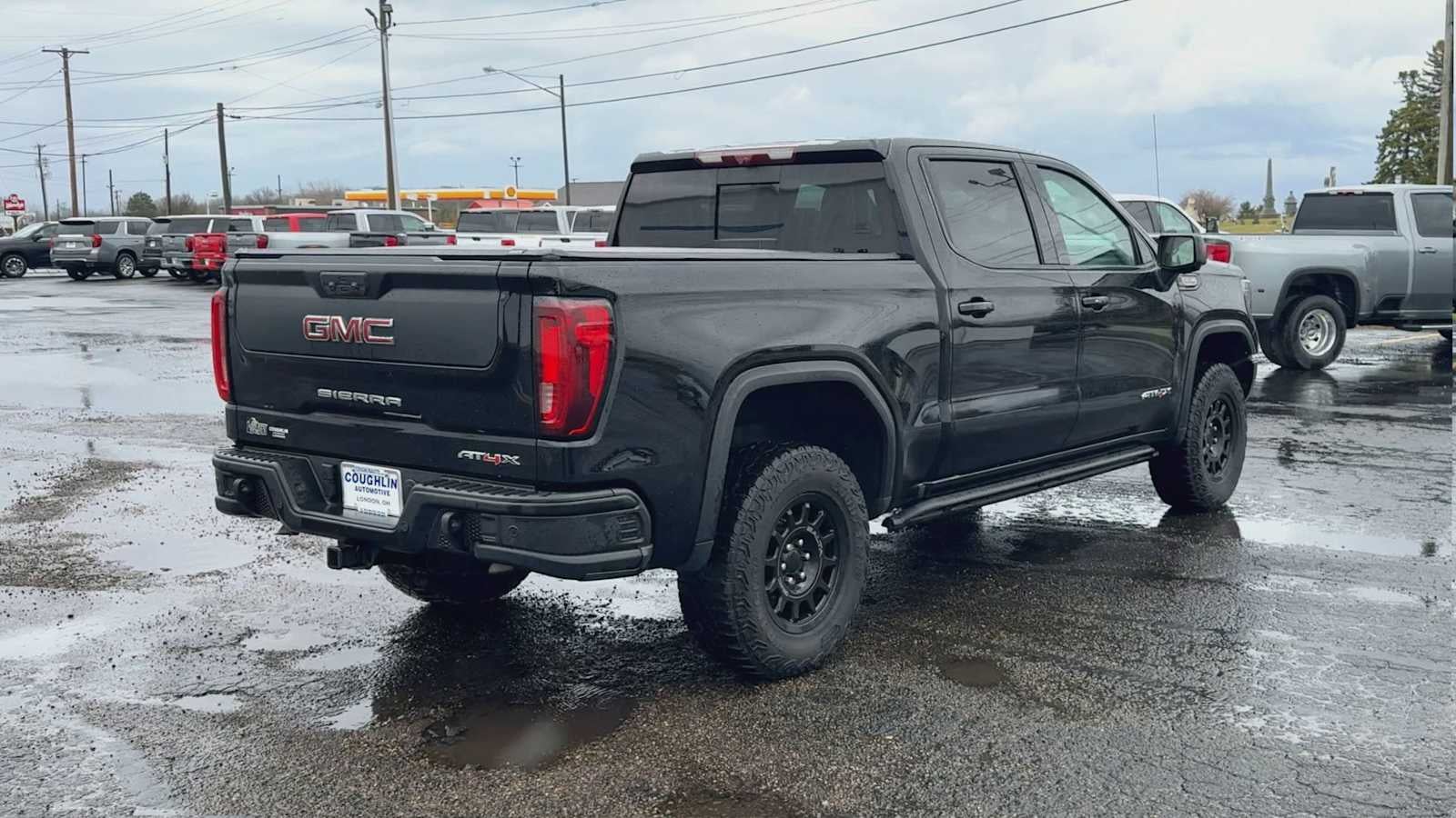 2024 GMC Sierra 1500 AT4X