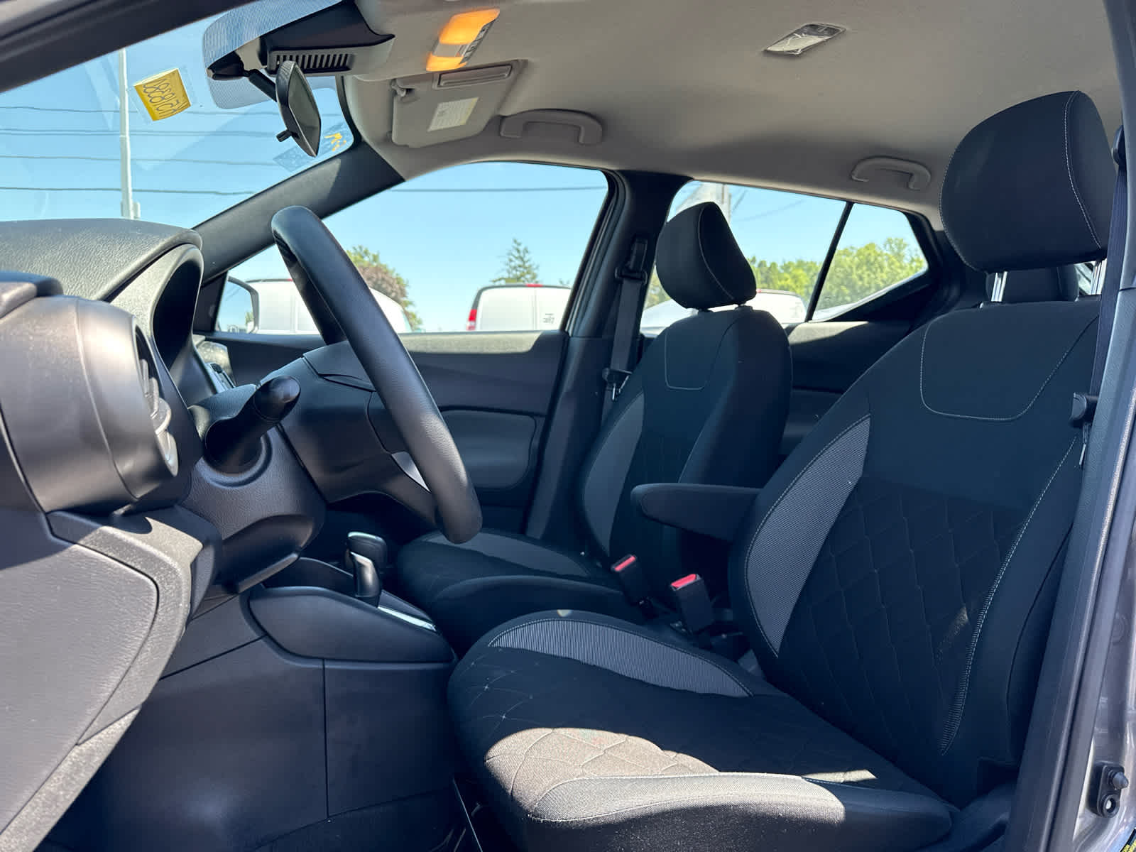 2020 Nissan Kicks S