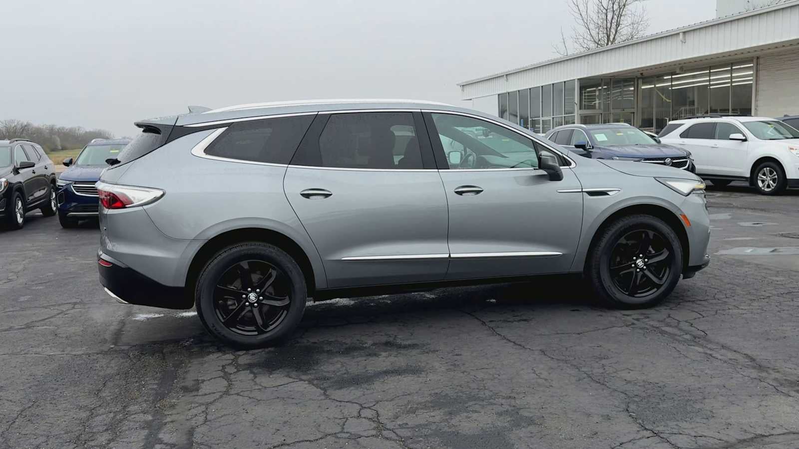 2023 Buick Enclave Essence