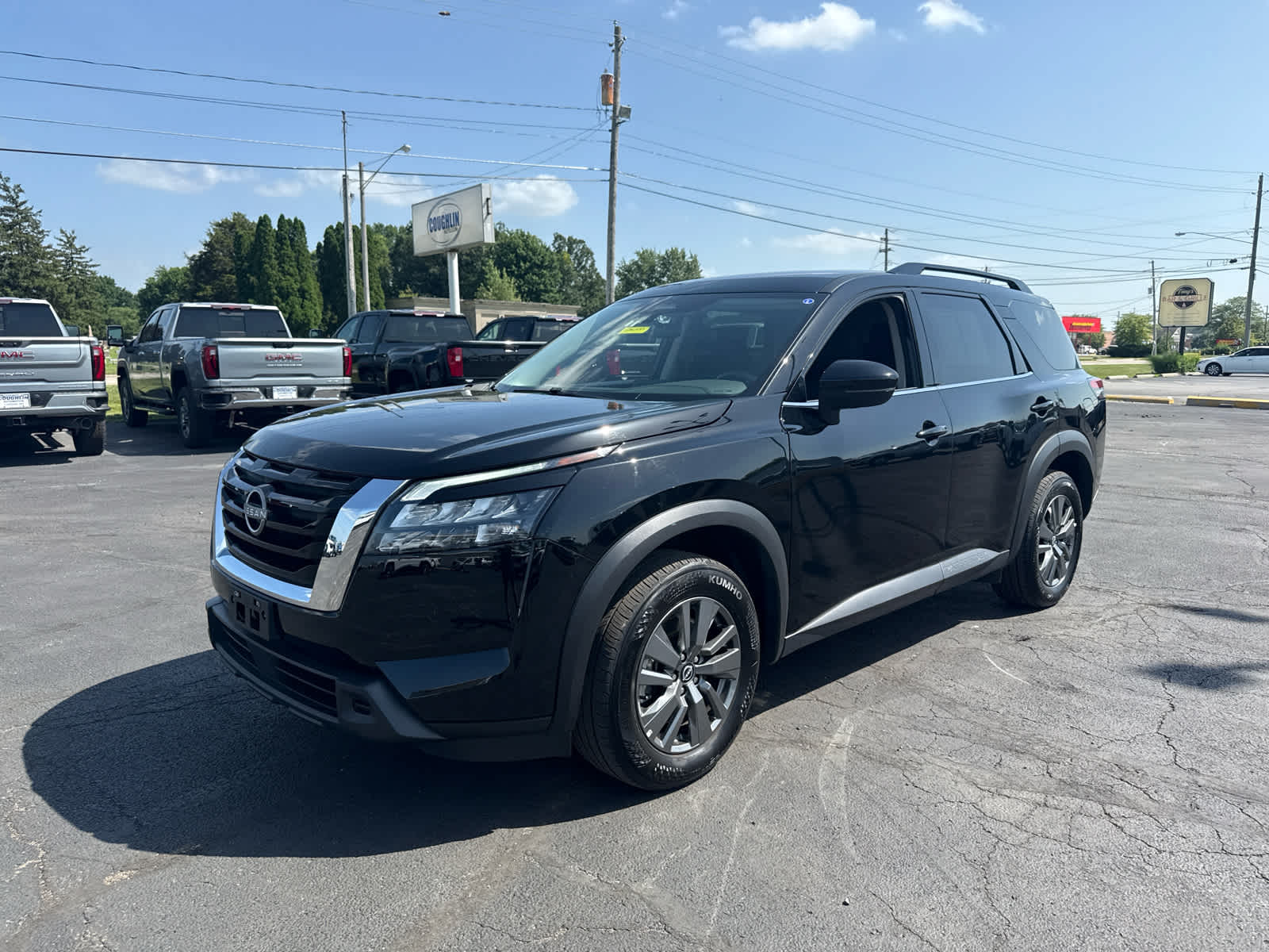 2025 Nissan Pathfinder SV 4WD