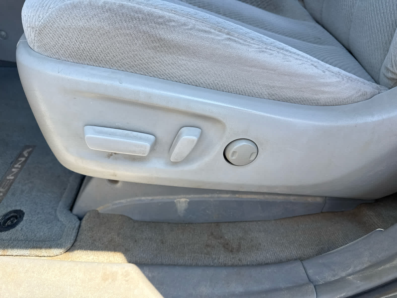 2013 Toyota Sienna LE 7 Passenger