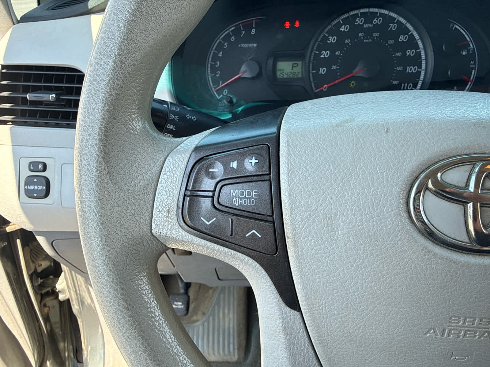 2013 Toyota Sienna LE 7 Passenger