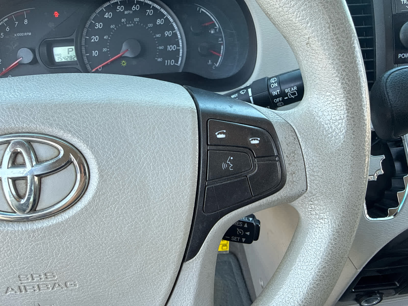 2013 Toyota Sienna LE 7 Passenger