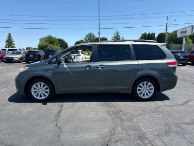 2013 Toyota Sienna LE 7 Passenger
