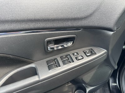2024 Mitsubishi Outlander Sport S