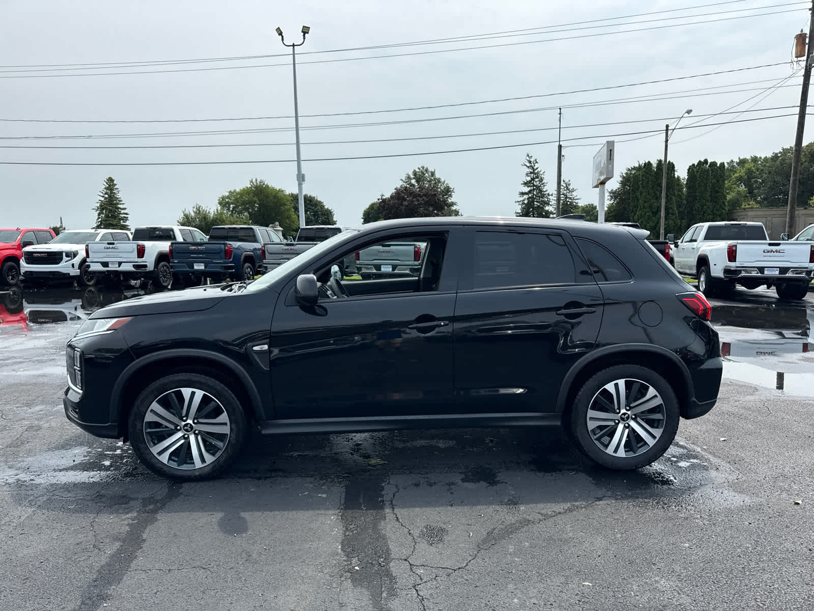 2024 Mitsubishi Outlander Sport S