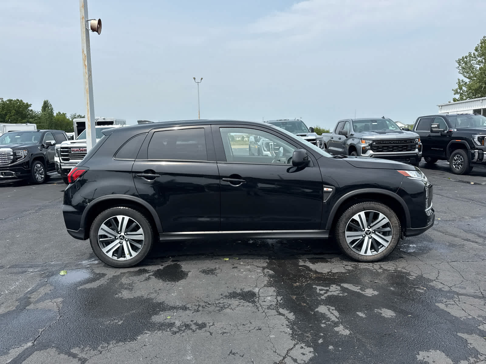 2024 Mitsubishi Outlander Sport S