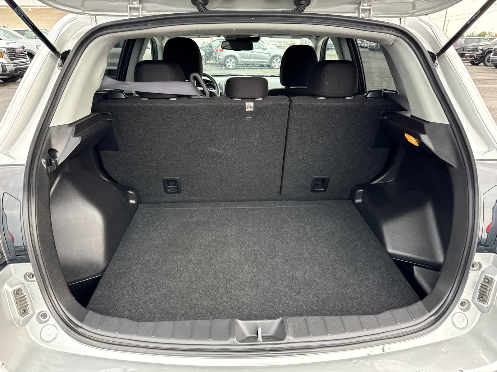 2024 Mitsubishi Outlander Sport S