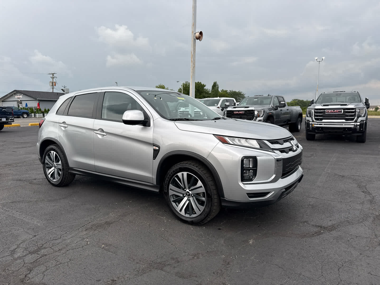 2024 Mitsubishi Outlander Sport S