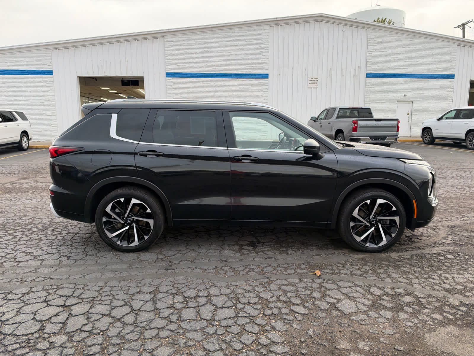 2022 Mitsubishi Outlander SEL