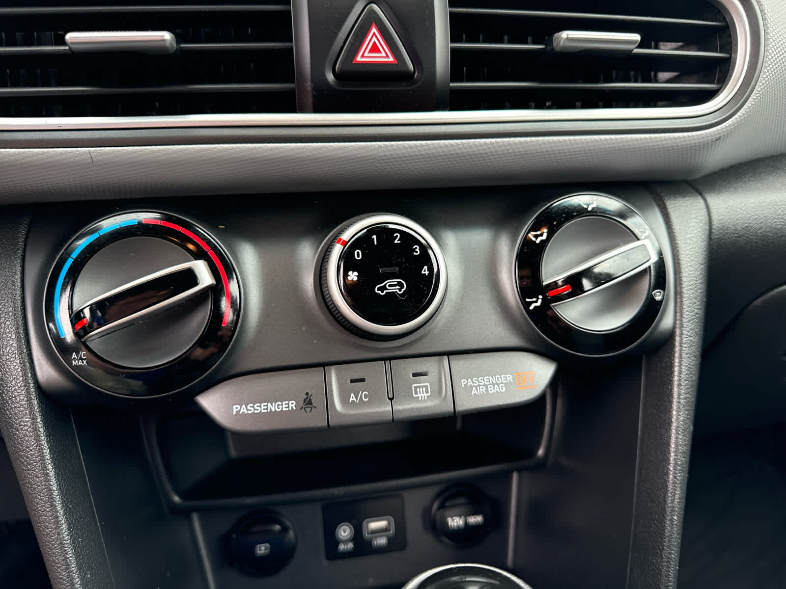 2020 Hyundai Kona SE