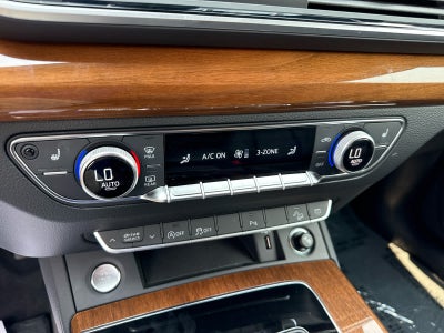 2024 Audi Q5 Premium 40 TFSI quattro S tronic