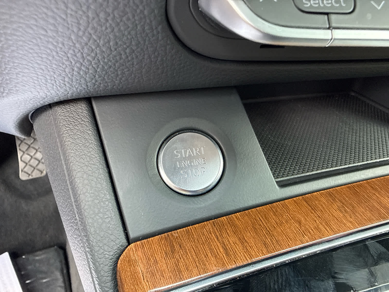 2024 Audi Q5 Premium 40 TFSI quattro S tronic