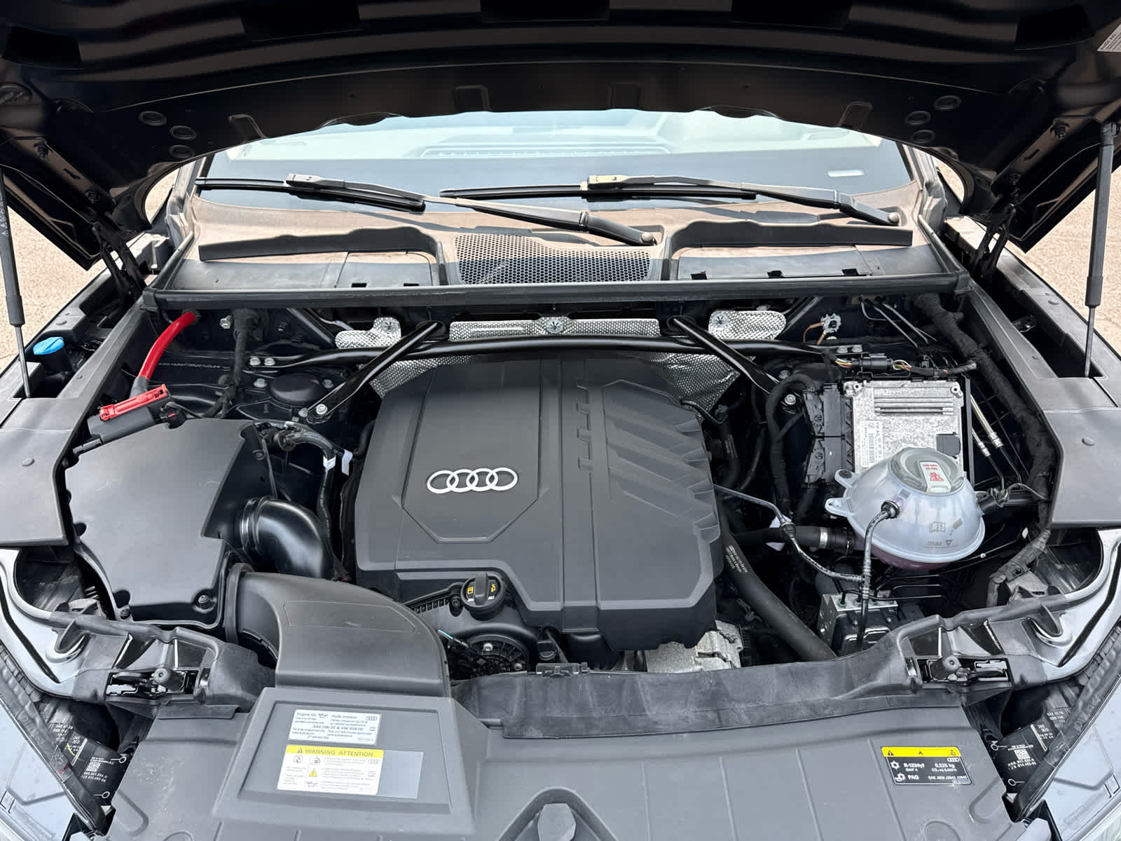 2024 Audi Q5 Premium 40 TFSI quattro S tronic