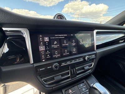 2021 Porsche Macan Base