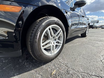 2021 Porsche Macan Base