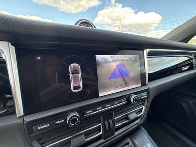 2021 Porsche Macan Base