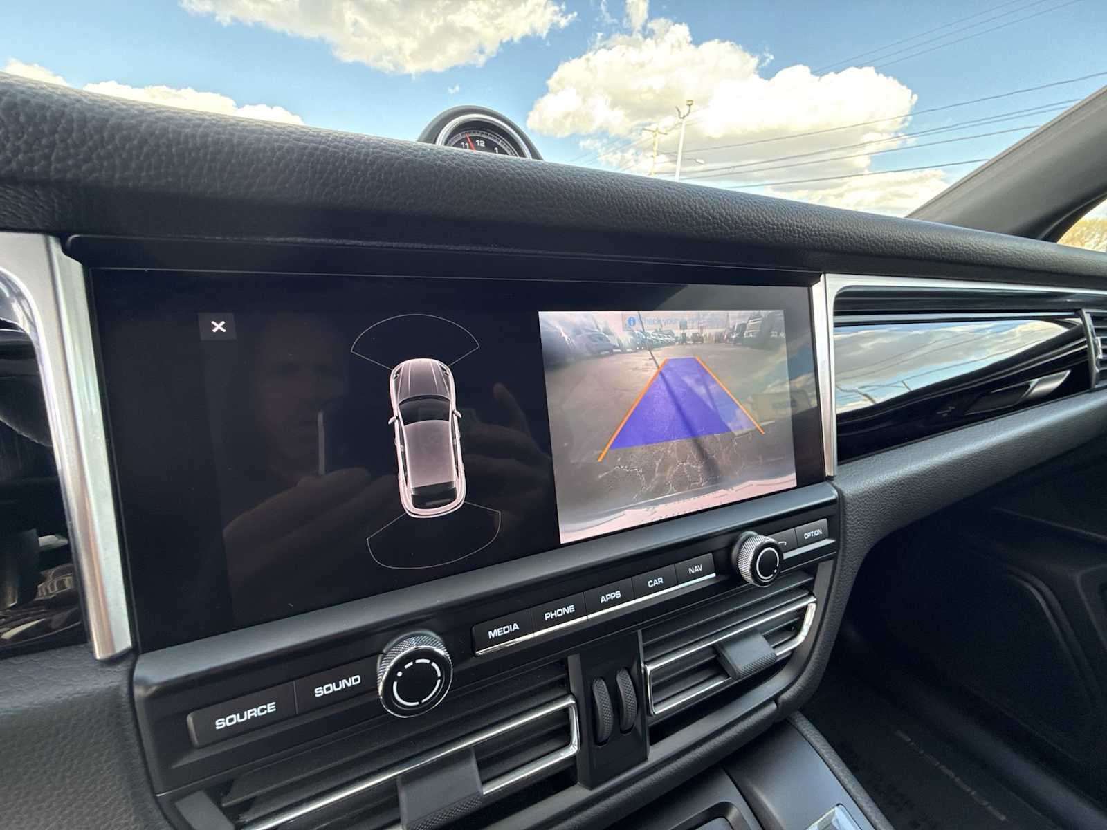 2021 Porsche Macan Base